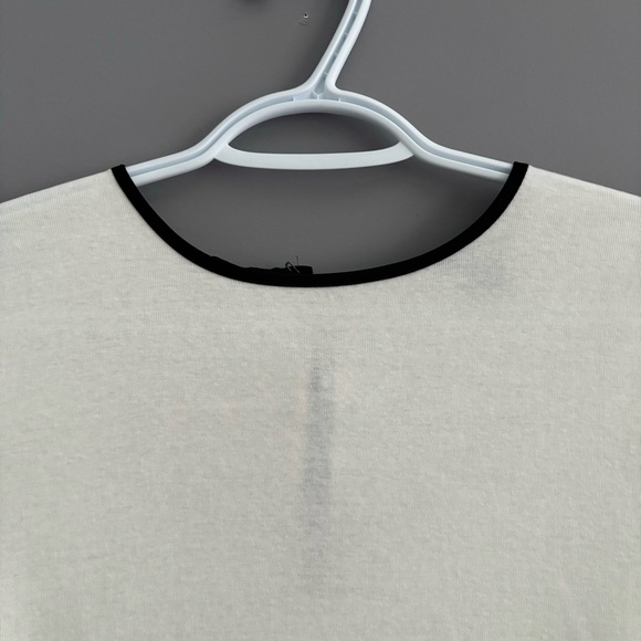 Ann Taylor Petite Small White and Black Cotton Short Sleeve Tee - Picture 2 of 11